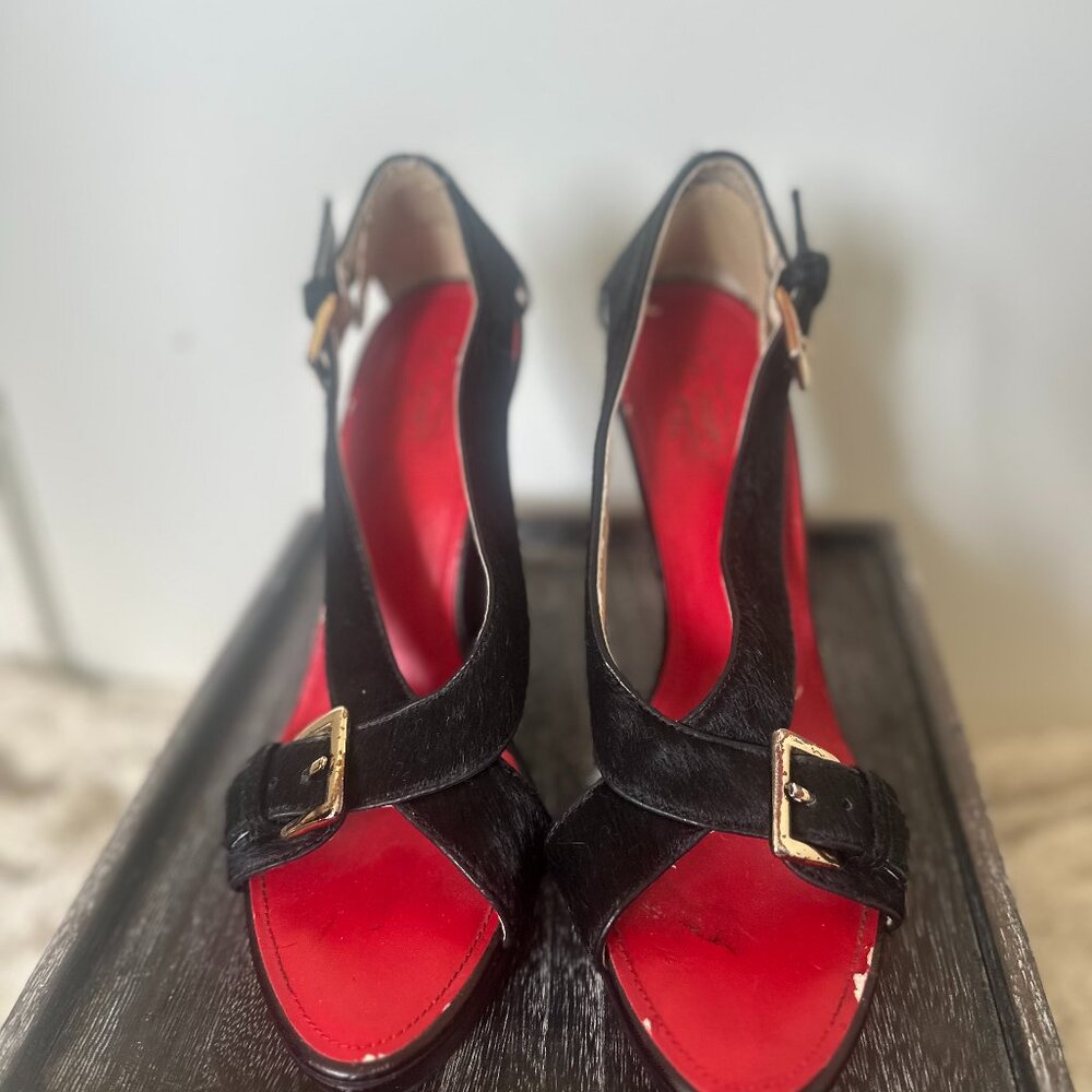 Black/Red Heals